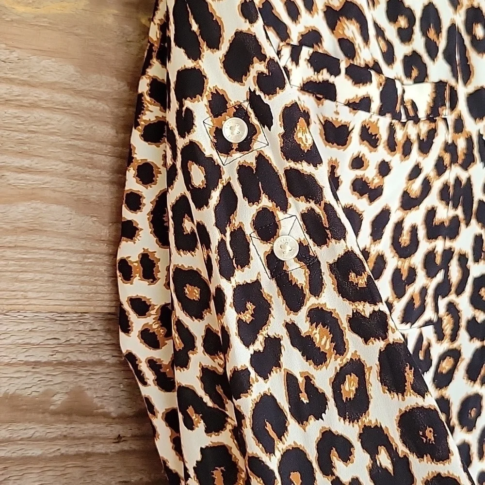 Express Size Medium Leopard Print Collarless Button Down Shirt - Picture 3 of 6